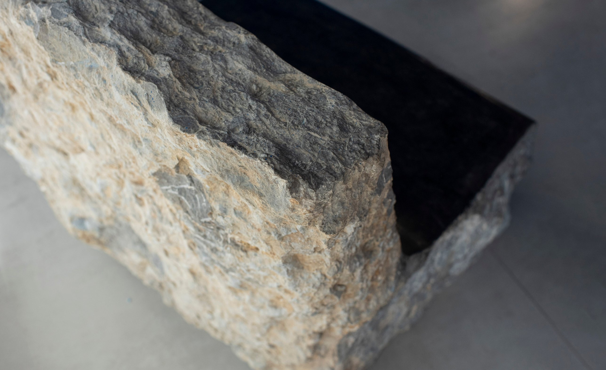 From above: the split edge meeting the dark seat
